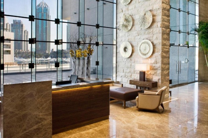 Deluxe Three Bedroom In Marina By Luxury Bookings AB 5 Luxury Bookings