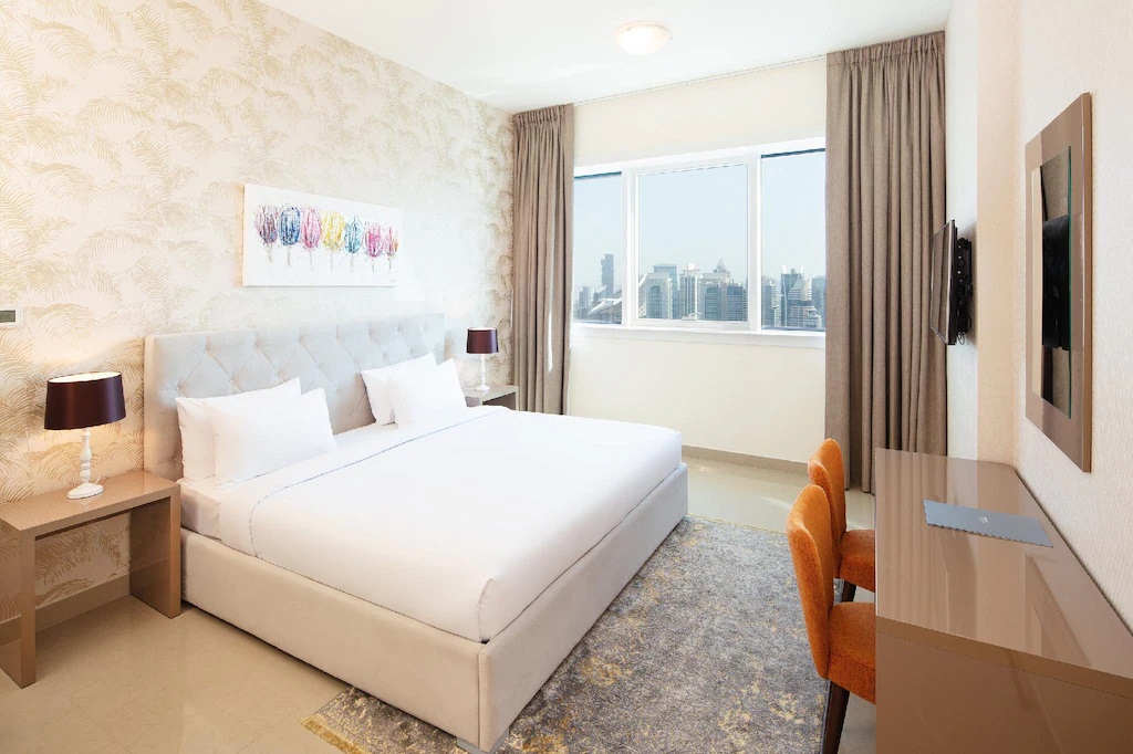 One Bedroom Apartment Near Fmart Marina By Luxury Bookings Luxury Bookings