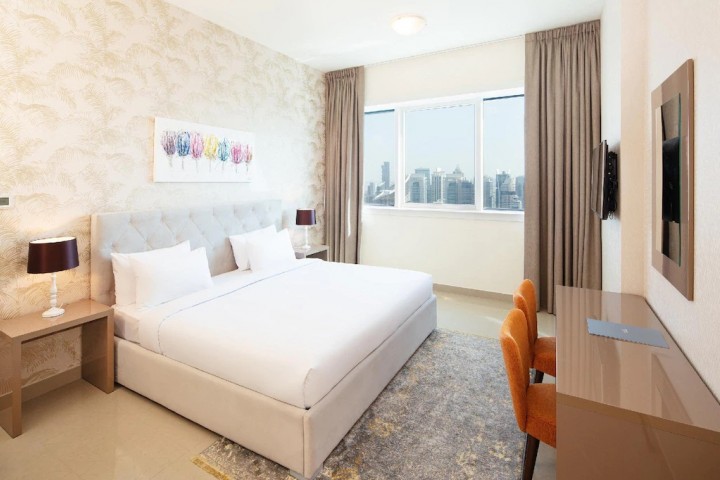 One Bedroom Apartment Near Fmart Marina By Luxury Bookings 0 Luxury Bookings