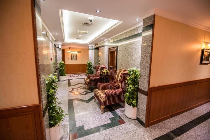 Studio Apartment Near Musallah Tower By Luxury Bookings 7 Luxury Bookings