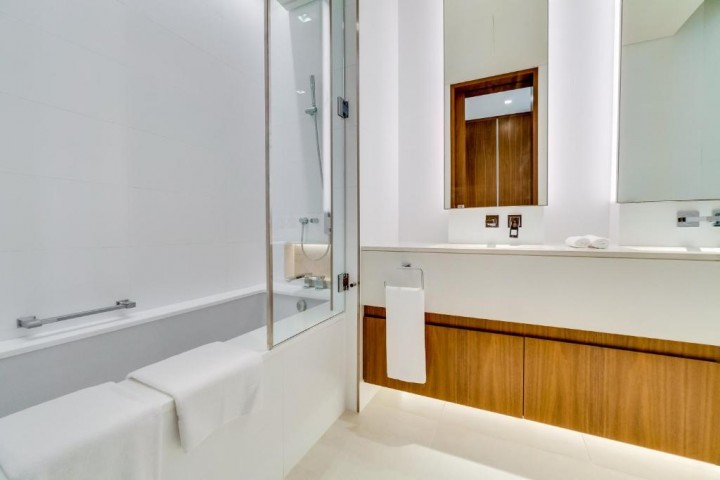 Three Bedroom Apartment Near Emirates Golf Club By Luxury Bookings 20 Luxury Bookings