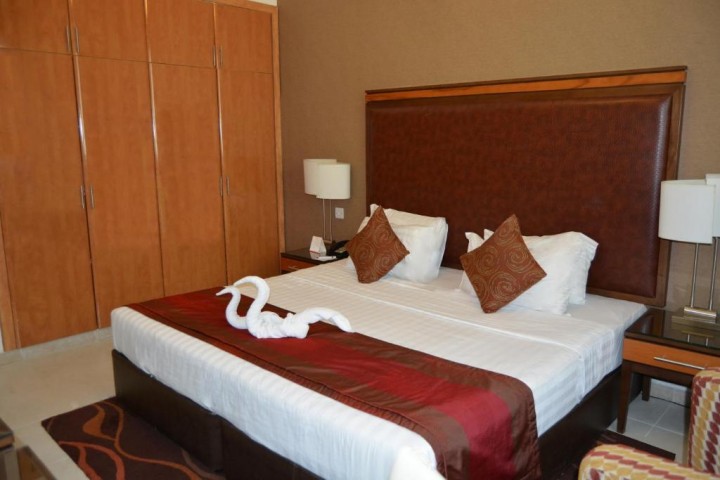 One Bedroom Apartment Near Al Rais Tower 2 By Luxury Bookings 15 Luxury Bookings