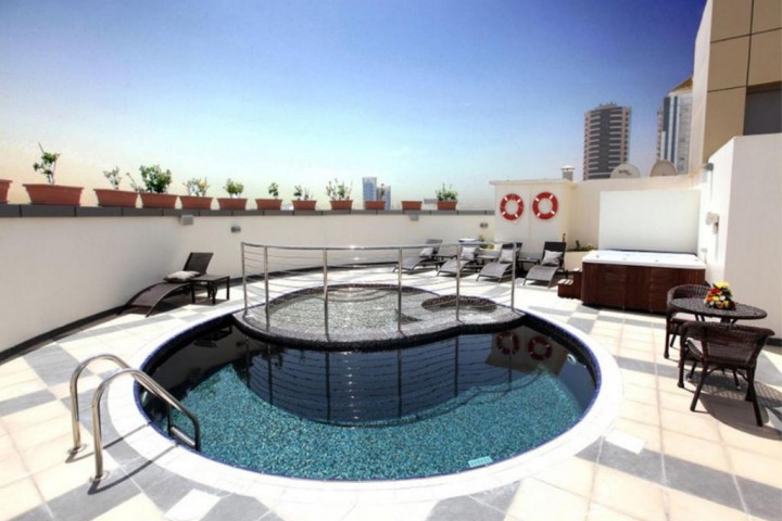 One Bedroom Apartment Near Al Maya Supermarket Mankhool By Luxury Bookings 20 Luxury Bookings