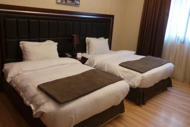 Two Bedroom Apartment Near Al Maya Supermarket Mankhool By Luxury Bookings 11 Luxury Bookings