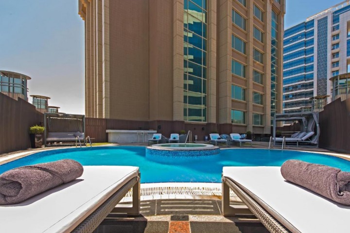 Studio Apartment Near Deira City Centre Metro By Luxury Bookings 17 Luxury Bookings