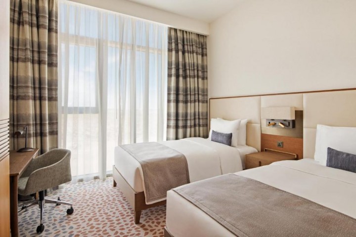 Two Bedroom Suite Near Al Maktoum Airport By Luxury Bookings 14 Luxury Bookings