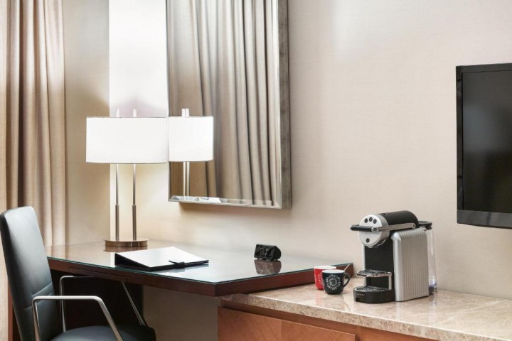 Classic Suite With Free Beach Access Near Al Ghurair Centre By Luxury Bookings 2 Luxury Bookings