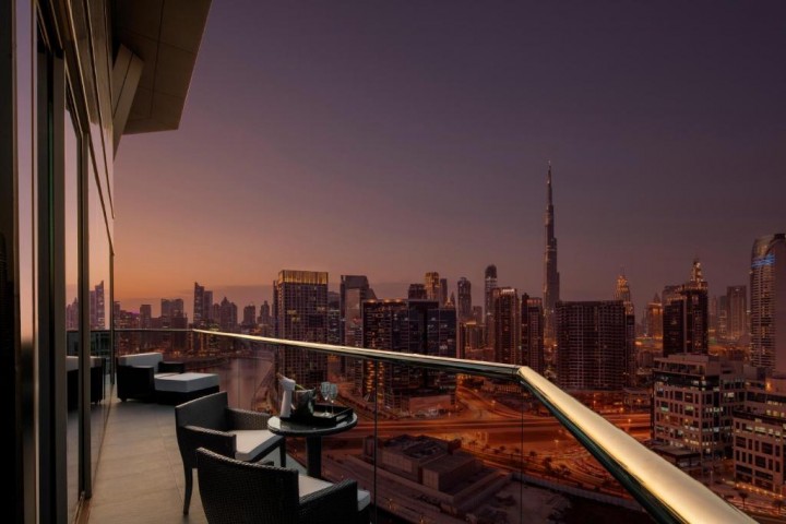 Fancy Luxury Room In Business Bay With Balcony Near Mayfair Tower By Luxury Bookings 10 Luxury Bookings