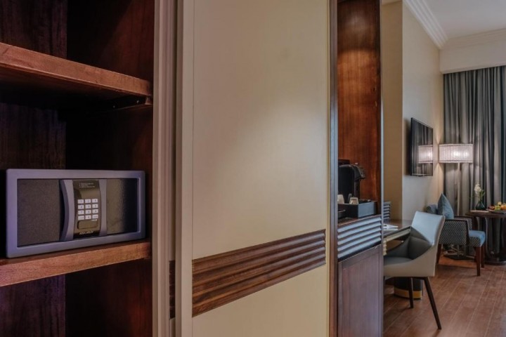 Deluxe King Room Near Escan Tower Marina By Luxury Bookings 3 Luxury Bookings