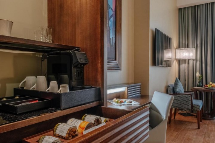 Deluxe King Room Near Escan Tower Marina By Luxury Bookings 11 Luxury Bookings