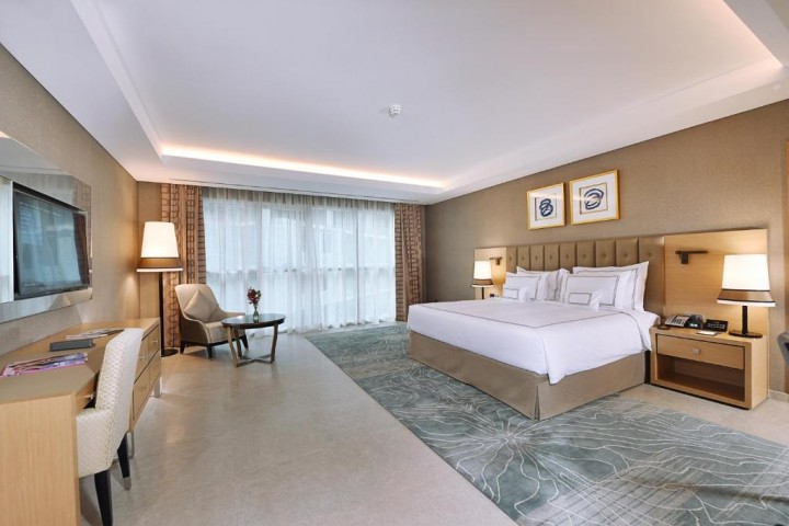 Brand New Executive Suite Near Mashreq Metro By Luxury Bookings 9 Luxury Bookings