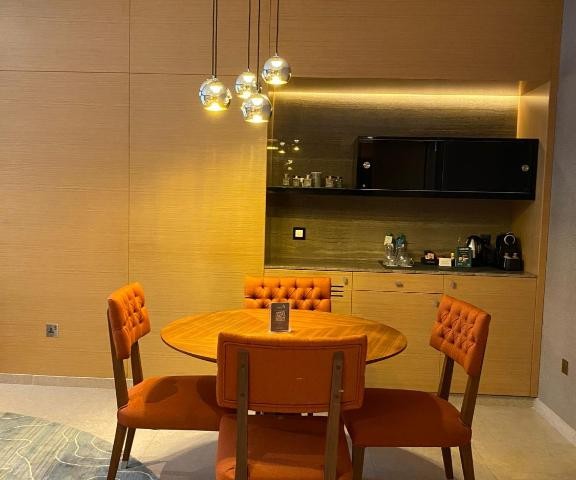 Brand New Executive Suite Near Mashreq Metro By Luxury Bookings 17 Luxury Bookings