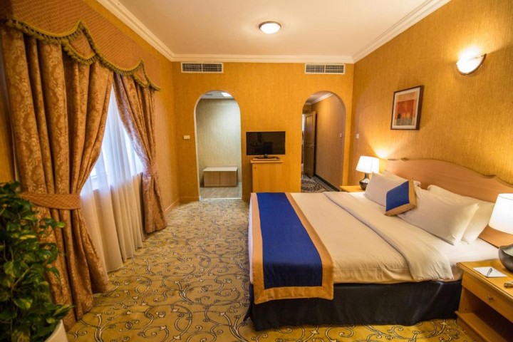 One Bedroom Apartment Near Musallah Tower By Luxury Bookings 16 Luxury Bookings