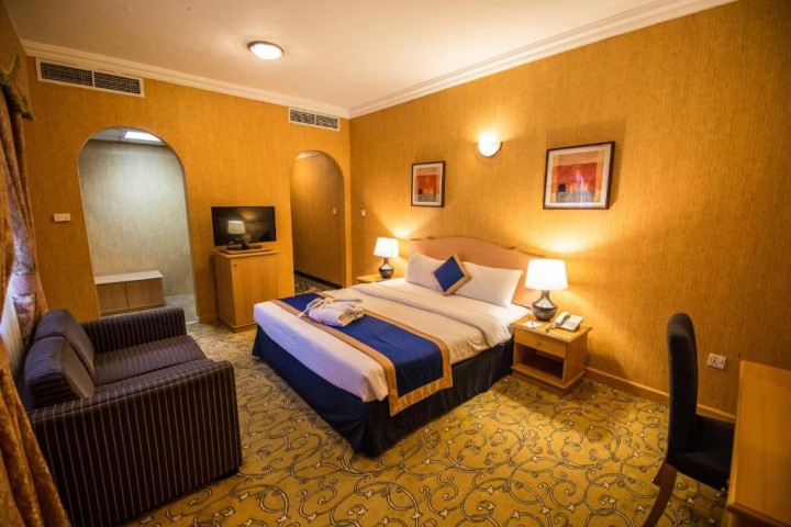 One Bedroom Apartment Near Musallah Tower By Luxury Bookings 20 Luxury Bookings