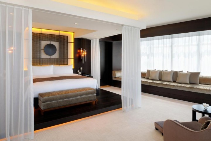 Deluxe King Room Near Seven Sisters By Luxury Bookings 13 Luxury Bookings