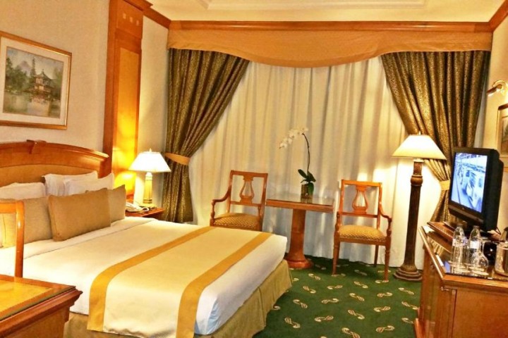 Deluxe Room Near Madina Super Market By Luxury Bookings 0 Luxury Bookings