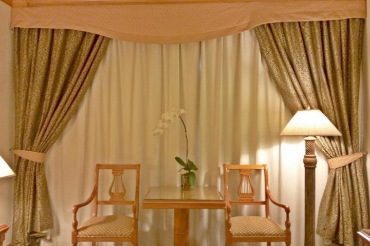 Deluxe Room Near Madina Super Market By Luxury Bookings 8 Luxury Bookings
