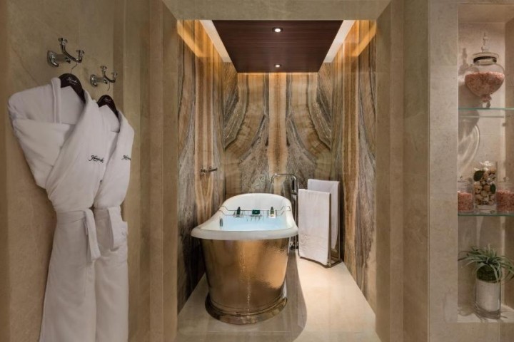 Aspen Three Bedroom Near Mall Of Emirates By Luxury Bookings 8 Luxury Bookings