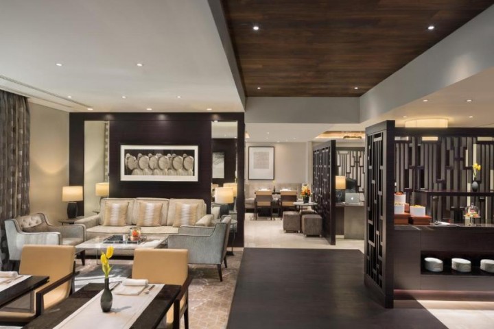 Aspen Three Bedroom Near Mall Of Emirates By Luxury Bookings 13 Luxury Bookings