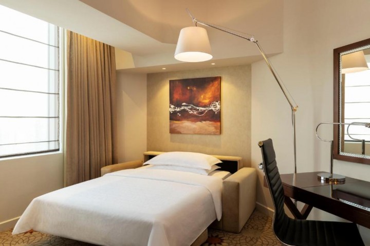 Junior Suite Near Mall Of Emirates By Luxury Bookings 4 Luxury Bookings