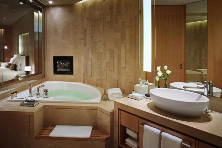 Grand Superior Room Near Meydan Racecourse By Luxury Bookings 18 Luxury Bookings