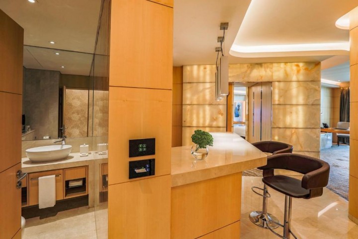 Grand Superior Room Near Meydan Racecourse By Luxury Bookings 19 Luxury Bookings