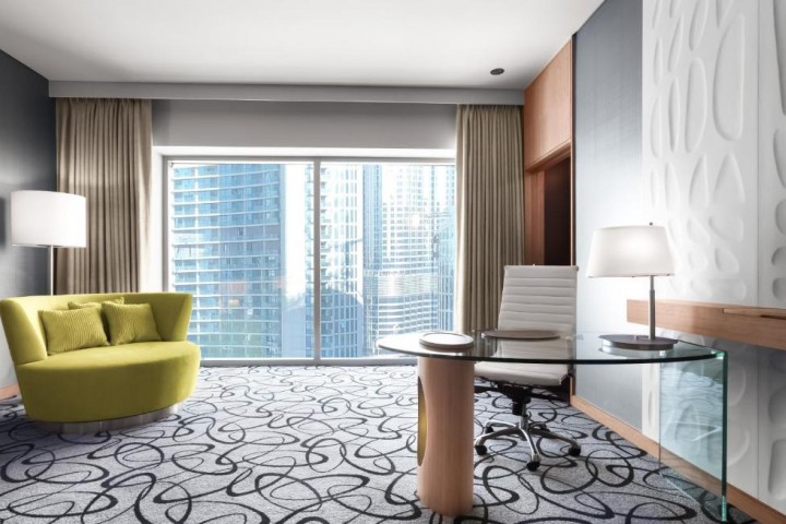 Junior Suite Near Burj Khalifa Metro By Luxury Bookings 2 Luxury Bookings