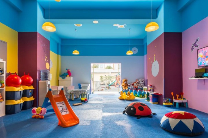 Junior Suite Near Burj Khalifa Metro By Luxury Bookings 10 Luxury Bookings
