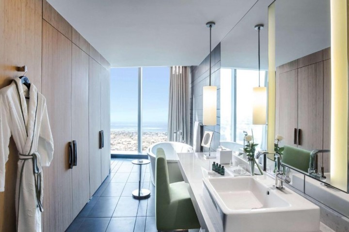 Junior Suite Near Burj Khalifa Metro By Luxury Bookings 22 Luxury Bookings