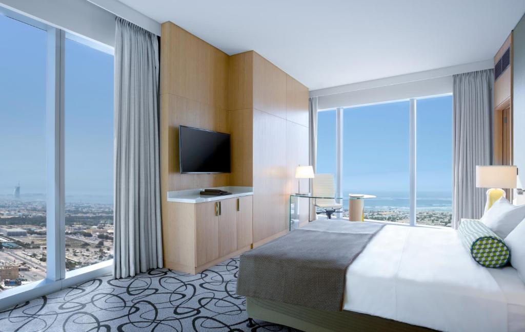 Prestige King Suite Near Burj Khalifa Metro By Luxury Bookings Luxury Bookings