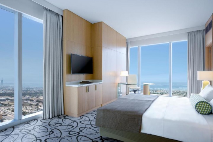 Prestige King Suite Near Burj Khalifa Metro By Luxury Bookings 0 Luxury Bookings