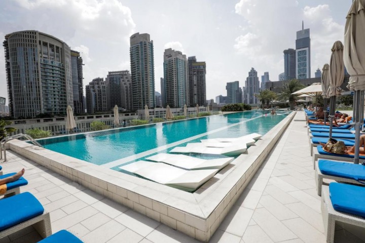 Presidential Suite Near Burj Khalifa Metro By Luxury Bookings 12 Luxury Bookings