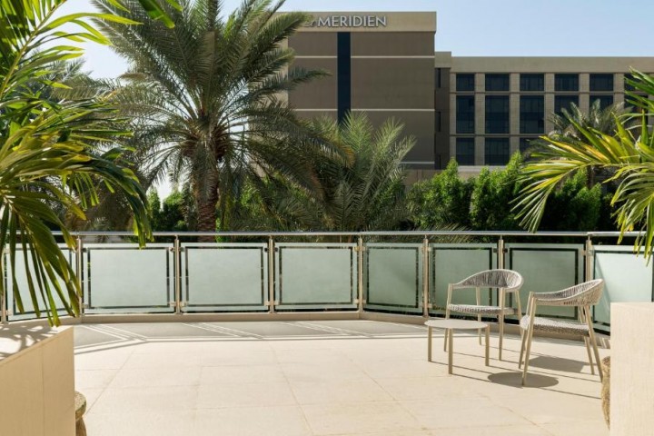 Premium Suite Near Dubai Airport Terminal One By Luxury Bookings 16 Luxury Bookings