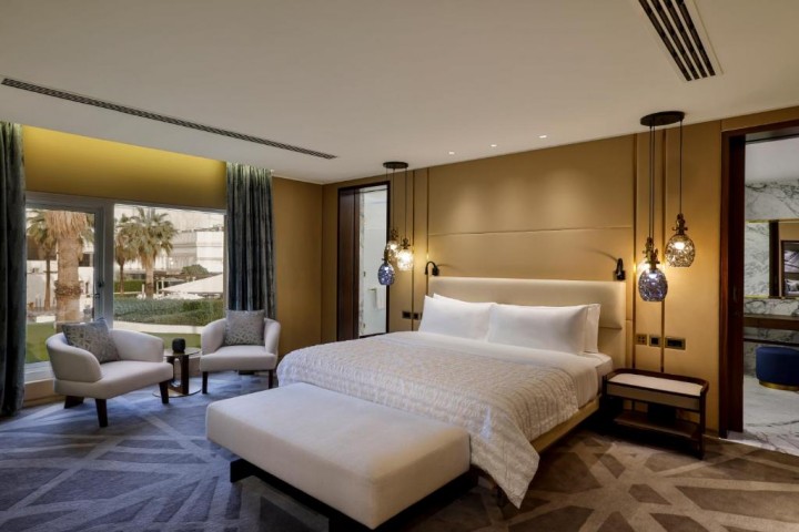 Premium Suite Near Dubai Airport Terminal One By Luxury Bookings 36 Luxury Bookings