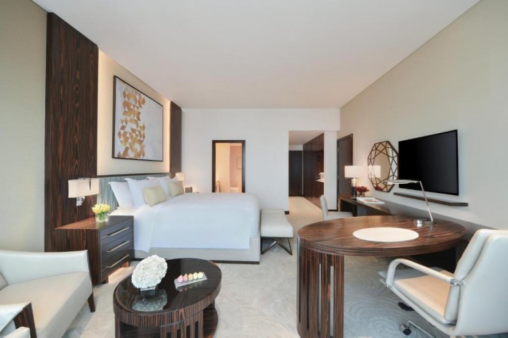 One Bedroom King Suite With Club Access By Luxury Bookings 1 Luxury Bookings