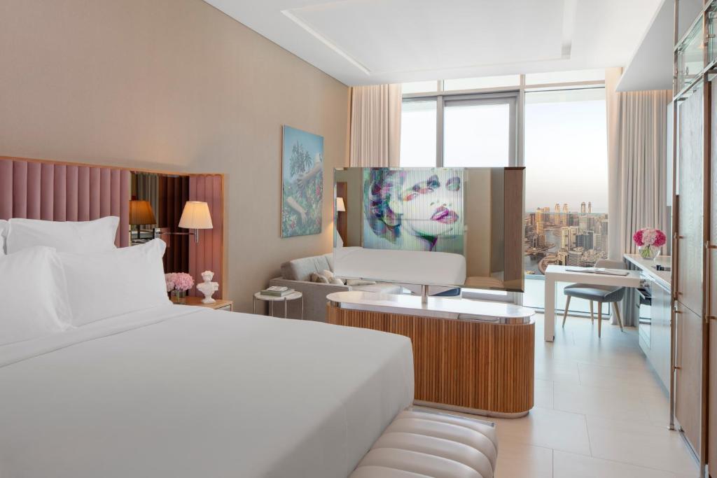 Urban Living King Studio Near Dubai Design District By Luxury Bookings Luxury Bookings