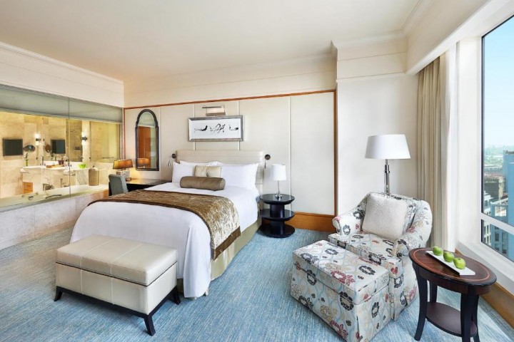 Ambassador Suite Near Financial Center Metro By Luxury Bookings 6 Luxury Bookings