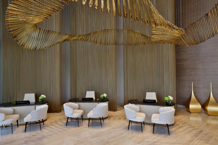 Superior Room Near West Burry Business Tower Business Bay By Luxury Bookings 28 Luxury Bookings