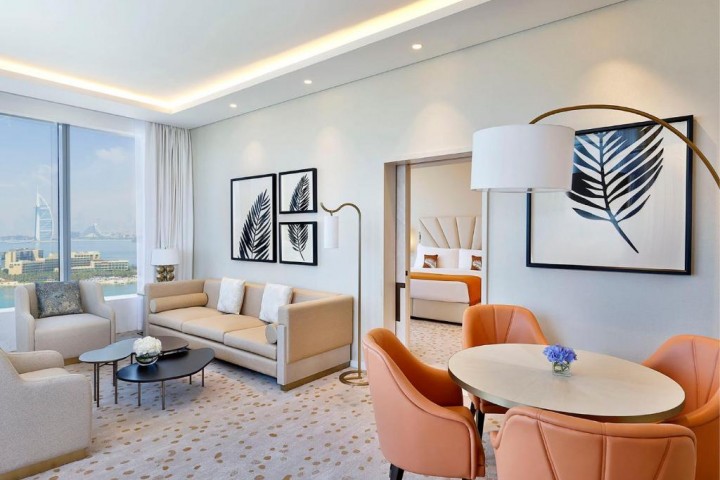 Metropolitan Suite Near Nakheel Mall palm Jumeirah By Luxury Bookings 1 Luxury Bookings