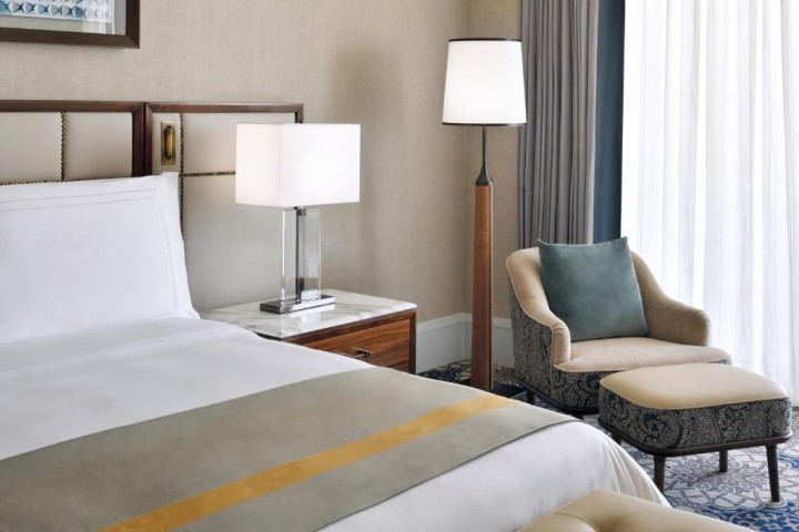 Executive King Suite Near Filli Cafe Media City By Luxury Bookings 4 Luxury Bookings