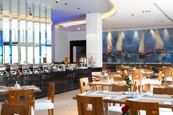 Deluxe Room Near Al Zarooni Building Marina By Luxury Bookings 9 Luxury Bookings
