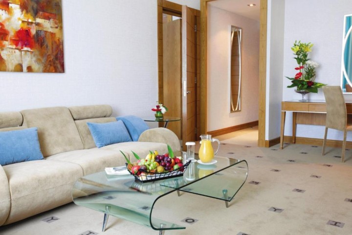 Junior Suite Near Al Zarooni Building Marina By Luxury Bookings 6 Luxury Bookings