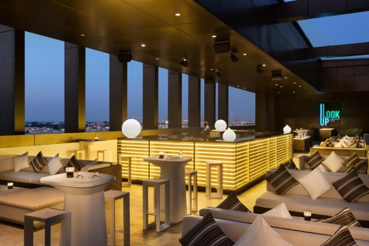 One Bedroom Residence Near City Walk Shopping Mall By Luxury Bookings 16 Luxury Bookings