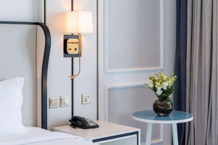 Prestige King Suite Near Al Maya Supermarket Jbr By Luxury Bookings 14 Luxury Bookings