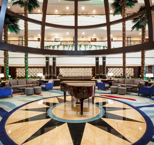 Deluxe Double Suite Near Le Royal Club DXB Airport By Luxury Bookings 10 Luxury Bookings