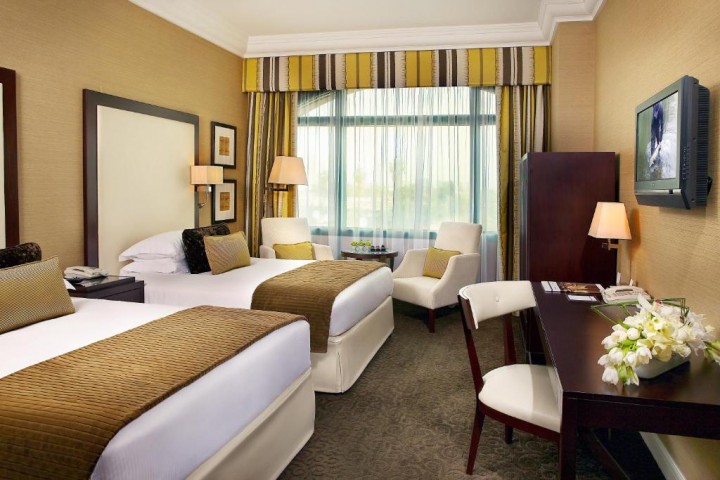 Deluxe Double Suite Near Le Royal Club DXB Airport By Luxury Bookings 15 Luxury Bookings