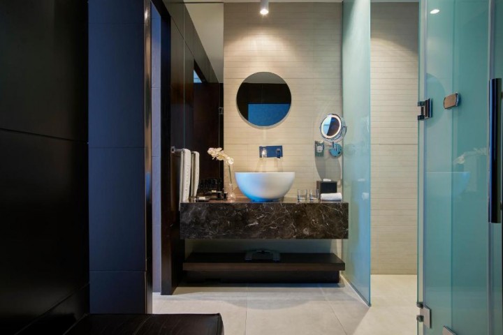 Superior Room Near Dubai Customs By Luxury Bookings 8 Luxury Bookings