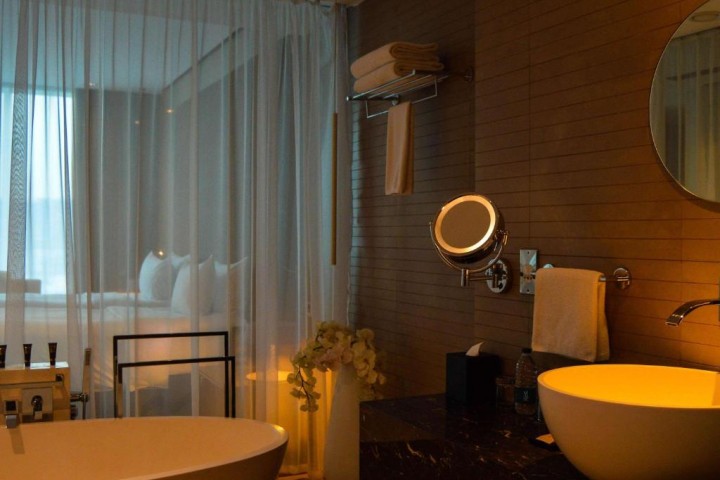 Superior Room Near Dubai Customs By Luxury Bookings 16 Luxury Bookings