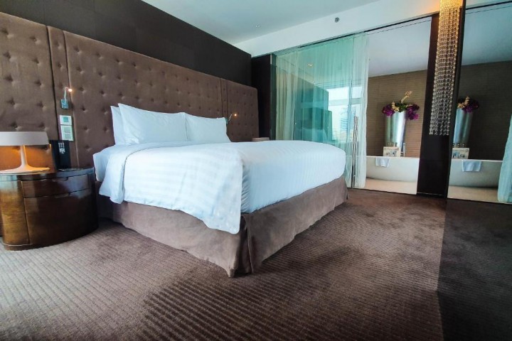 Executive Suite Near Dubai Customs By Luxury Bookings 0 Luxury Bookings