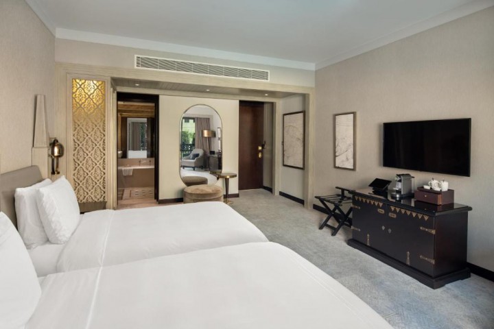 Deluxe Room Near Souk Al Bahar Downtown By Luxury Bookings 2 Luxury Bookings